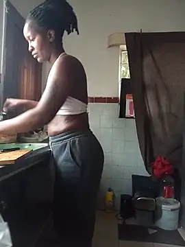 sluttylaura21 online show from 03.26.26