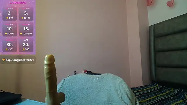 samanthaanderson  online show from 02.15.25