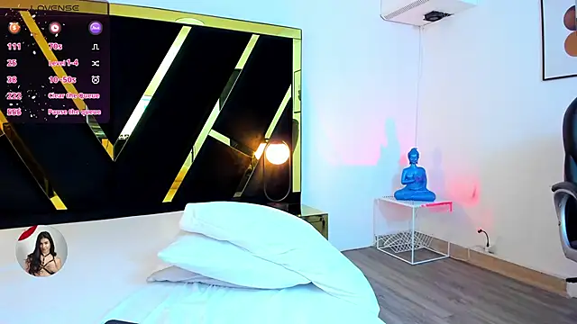 emilybae  online show from 12.24.24