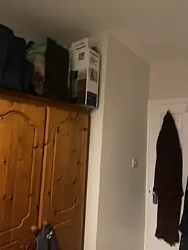 C Huntsman online show from 02.04.25