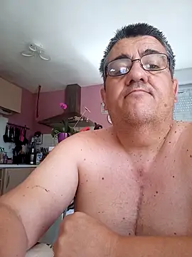 Snapshot of sexenu88 chatting on 06.18.26 sexenu88 online show from 06.18.26