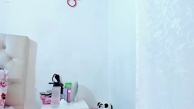 NayaWayne online show from 01.14.26