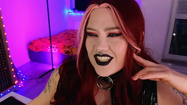 wickedxqueen online show from 05.25.26