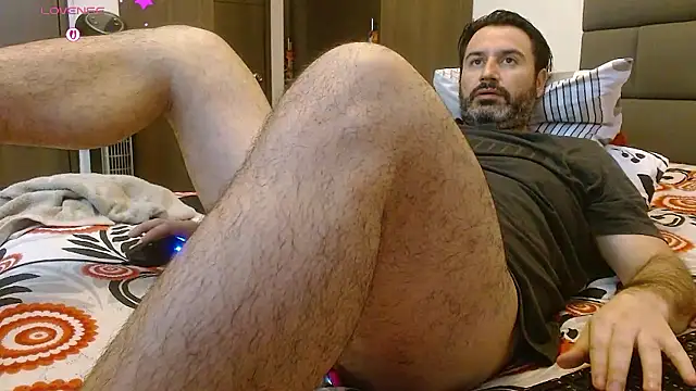 Snapshot of rodrher81 chatting on 01.08.26 rodrher81 online show from 01.08.26