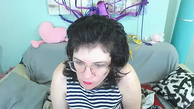 EverlyRays online show from 12.14.24