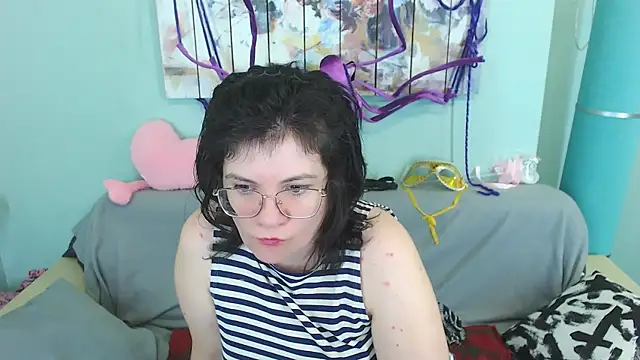 EverlyRays online show from 12.15.24