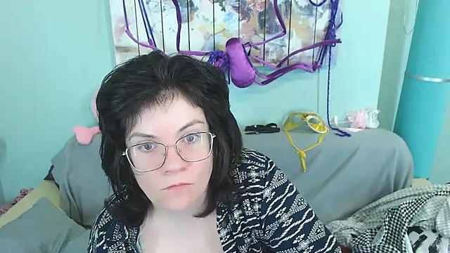 EverlyRays online show from 12.15.24