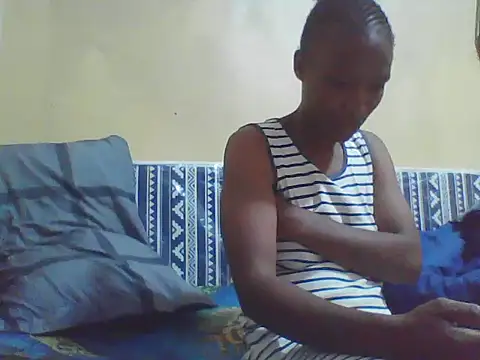 Smillie prety online show from 03.28.26