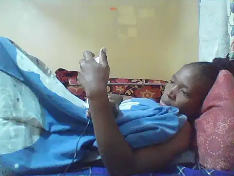 Snapshot of Smillie_prety chatting on 06.12.26 Smillie prety online show from 06.12.26