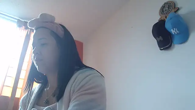 Snapshot of lady_hot2xx chatting on 02.16.25 lady hot2xx online show from 02.16.25