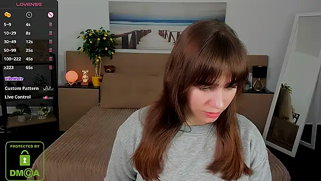  Eliizabeth  online show from 03.13.25