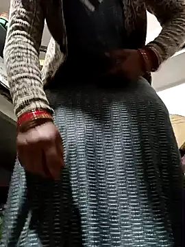 Riyaa-Devi online show from 12.04.24