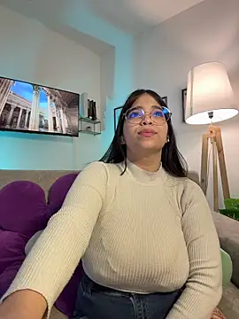 tati reyess online show from 04.24.26