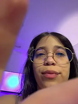tati reyess online show from 05.02.26