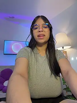 tati reyess online show from 05.22.26