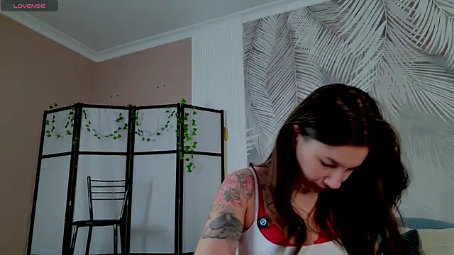 Marie Diaze online show from 06.03.26
