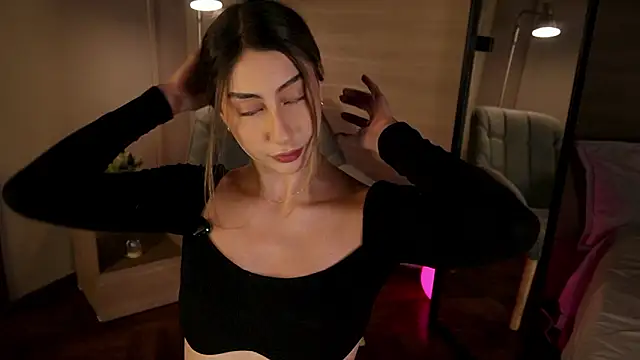 Snapshot of lua_ferch__ chatting on 02.26.26 lua ferch online show from 02.26.26