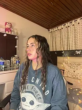 Snapshot of Natalia_Suarez chatting on 03.17.25 Natalia Suarez online show from 03.17.25