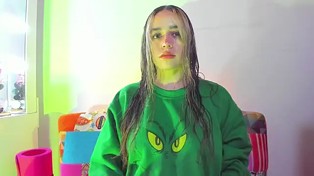 Snapshot of Natalia_Suarez chatting on 09.11.25 Natalia Suarez online show from 09.11.25