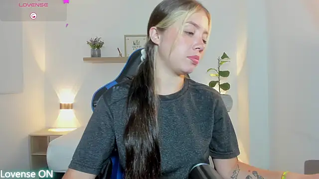 Snapshot of nataly_rodri chatting on 07.14.26 nataly rodri online show from 07.14.26