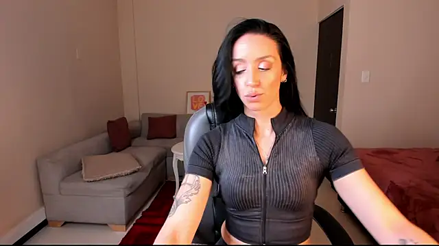 Kristen Garner online show from 04.04.26