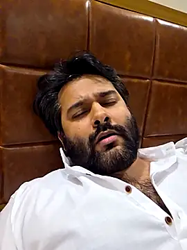 Sakhtlaundaz online show from 02.24.25