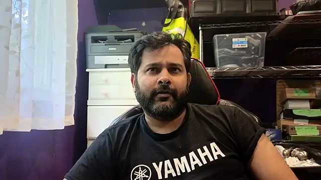 Snapshot of Sakhtlaundaz chatting on 06.20.26 Sakhtlaundaz online show from 06.20.26