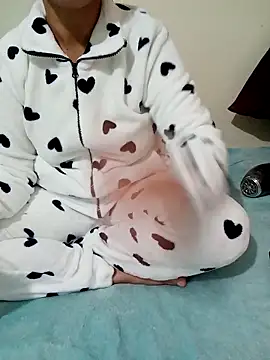 lolo890 online show from 11.30.25