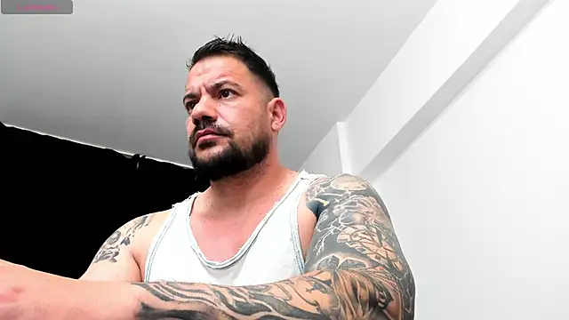 musclemonster31 online show from 10.19.25