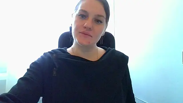 Snapshot of EndlessLustX chatting on 02.04.25 EndlessLustX online show from 02.04.25