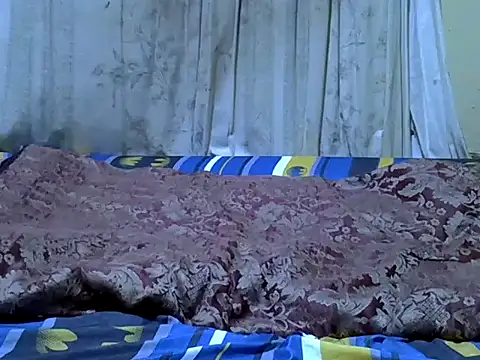 Snapshot of KENYANHONEY01 chatting on 11.21.25 KENYANHONEY01 online show from 11.21.25