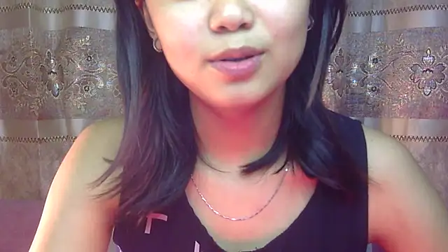 Snapshot of cute_sapna chatting on 11.13.25 cute sapna online show from 11.13.25