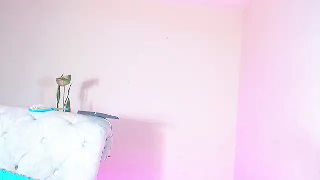 Snapshot of natasha_jm chatting on 02.20.26 natasha jm online show from 02.20.26