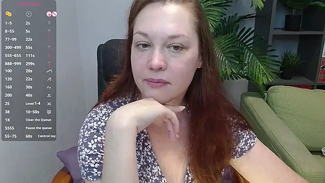Snapshot of CutieGinger chatting on 09.27.25 CutieGinger online show from 09.27.25
