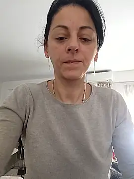 bruneta sexy23 online show from 01.11.26