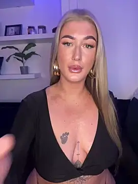 MissyLeeX online show from 01.04.25