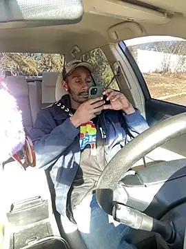 ITSONLYKENNY online show from 01.28.25