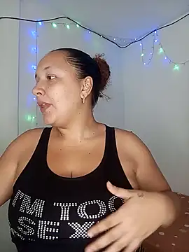 Snapshot of Miss-boobs chatting on 12.14.24 Miss-boobs online show from 12.14.24