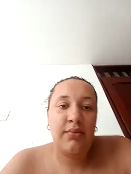Snapshot of Miss-boobs chatting on 01.16.25 Miss-boobs online show from 01.16.25