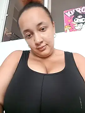 Snapshot of Miss-boobs chatting on 01.18.25 Miss-boobs online show from 01.18.25