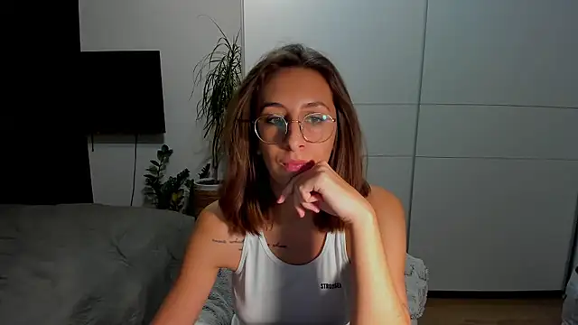 Snapshot of DesireMore90 chatting on 01.14.26 DesireMore90 online show from 01.14.26