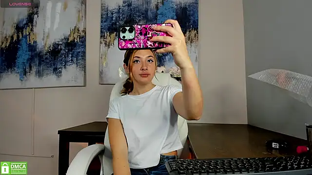 Snapshot of chubby_vanniie_ chatting on 01.14.25 chubby vanniie online show from 01.14.25