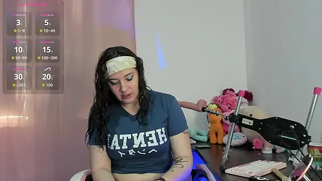 Snapshot of chubby_vanniie_ chatting on 10.16.25 chubby vanniie online show from 10.16.25