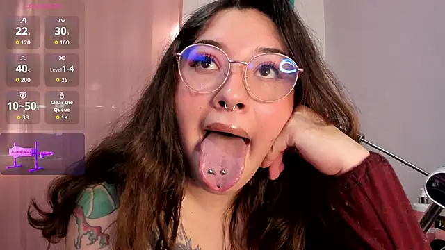 chubby vanniie  online show from 04.02.26