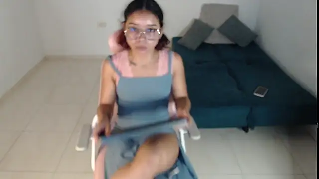 Putaku San online show from 12.19.24