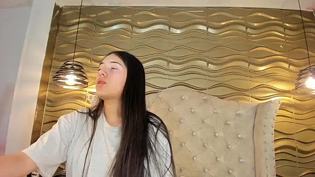 Snapshot of nahia_low chatting on 12.02.24 nahia low online show from 12.02.24