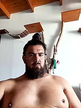 Snapshot of vikingbeard648 chatting on 12.31.24 vikingbeard648 online show from 12.31.24
