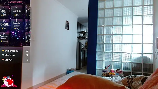 Snapshot of collette_beaufoy_ chatting on 12.01.24 collette beaufoy online show from 12.01.24