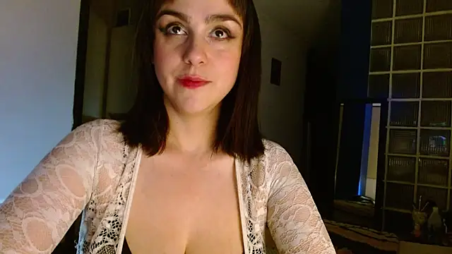 Snapshot of collette_beaufoy_ chatting on 03.10.25 collette beaufoy online show from 03.10.25