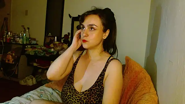 Snapshot of collette_beaufoy_ chatting on 09.28.25 collette beaufoy online show from 09.28.25